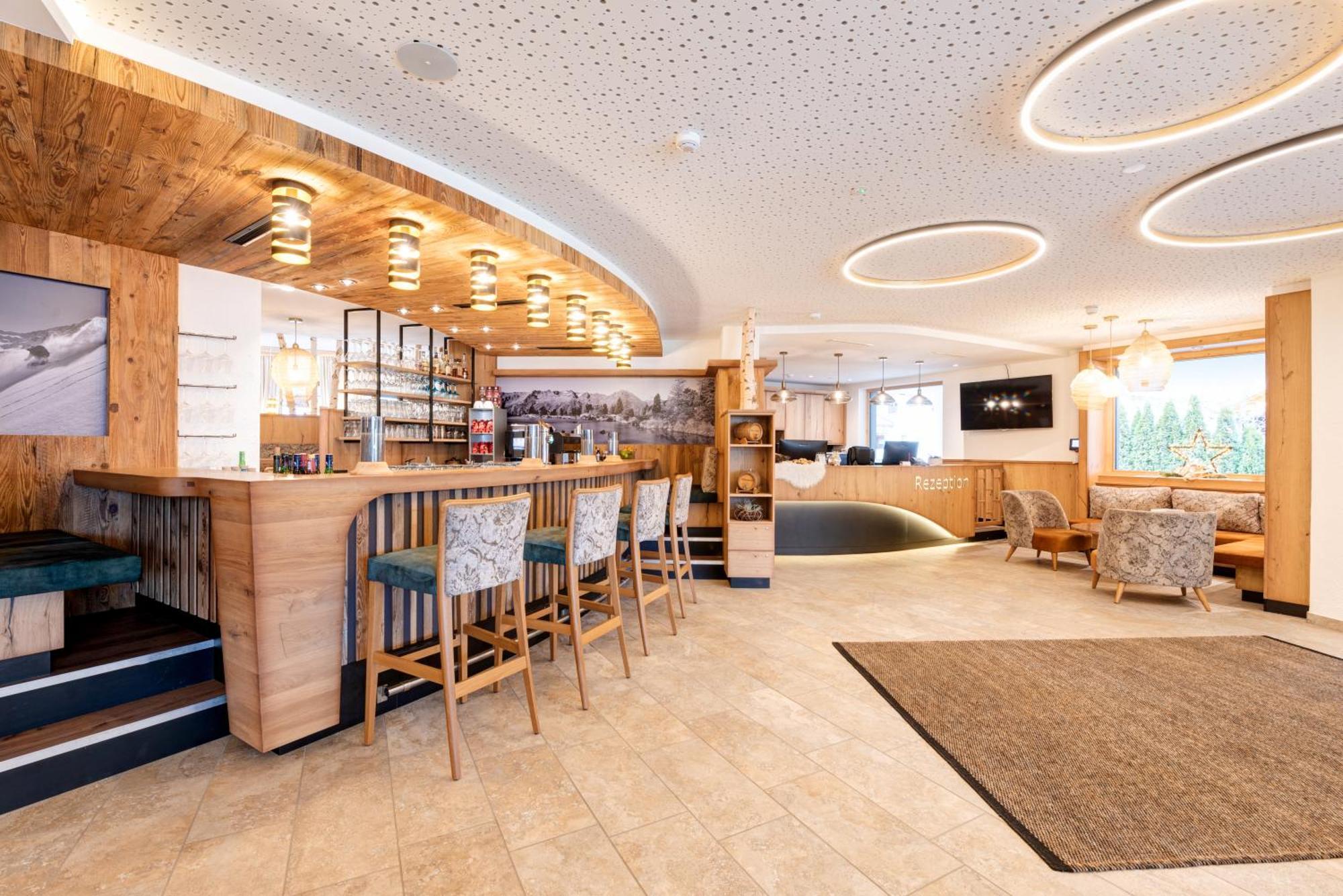 Hotel Alpenkoenigin - Sommer Silvretta Premium Card Inklusive 시 외부 사진