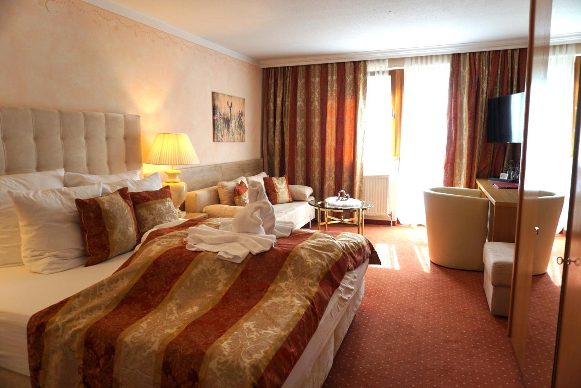 Hotel Alpenkoenigin - Sommer Silvretta Premium Card Inklusive 시 외부 사진